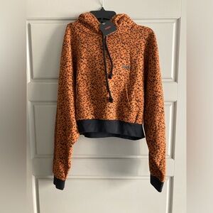 LEVI’s NWT Leopard Print cropped Hooded Sweatshirt